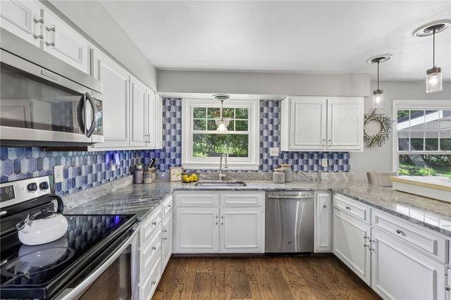 816 Woodland Ave, Oakmont, PA 15139