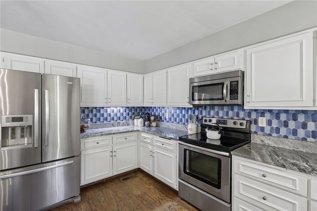 816 Woodland Ave, Oakmont, PA 15139