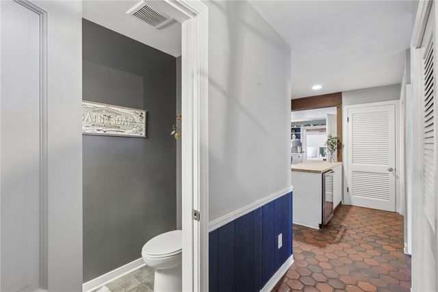 816 Woodland Ave, Oakmont, PA 15139