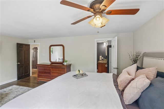 816 Woodland Ave, Oakmont, PA 15139