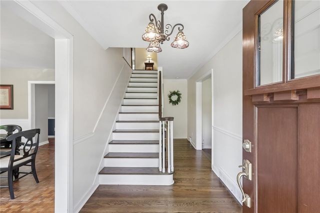 816 Woodland Ave, Oakmont, PA 15139