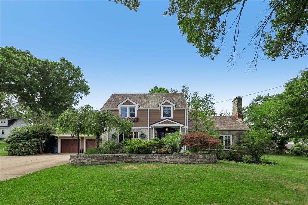 816 Woodland Ave, Oakmont, PA 15139