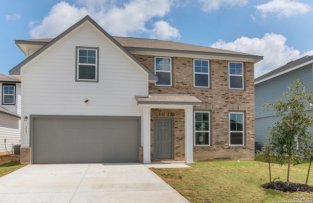 304 Ivy Roads, Seguin, TX 78155