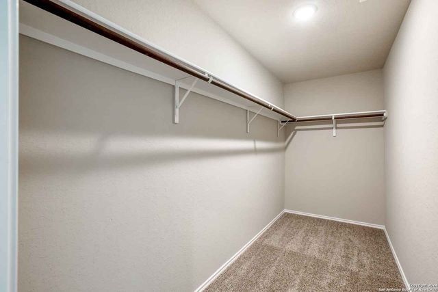304 Ivy Roads, Seguin, TX 78155