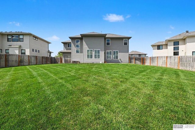 19909 Madison Street, Omaha, NE 68135