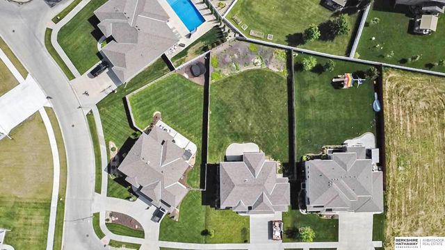 19909 Madison Street, Omaha, NE 68135