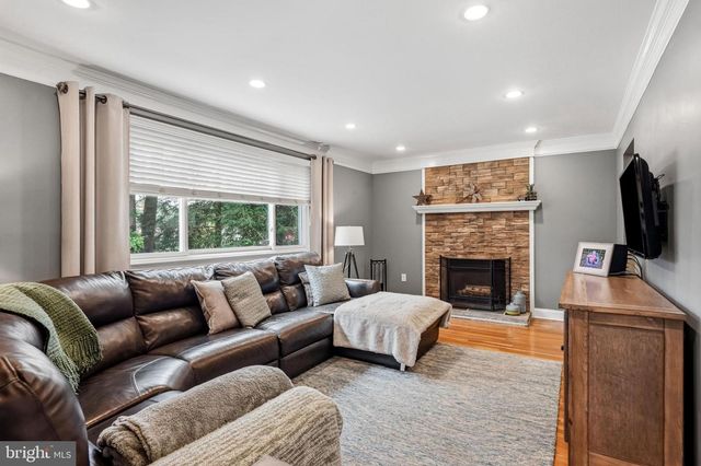 334 PROVINCETOWN RD, Cherry Hill, NJ 08034