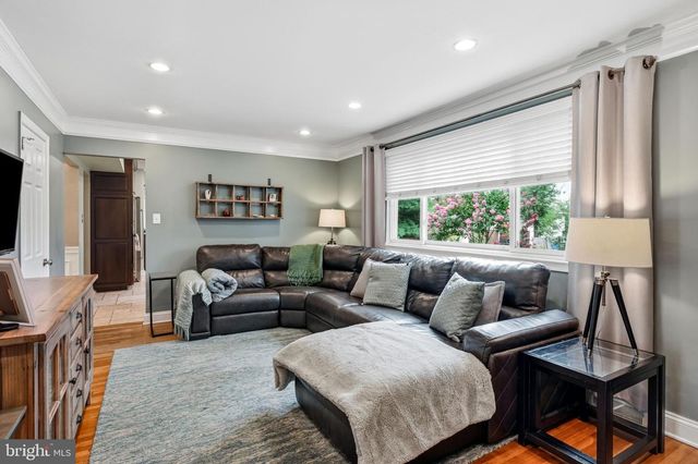 334 PROVINCETOWN RD, Cherry Hill, NJ 08034