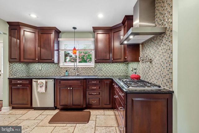334 PROVINCETOWN RD, Cherry Hill, NJ 08034