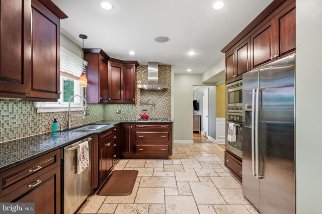 334 PROVINCETOWN RD, Cherry Hill, NJ 08034
