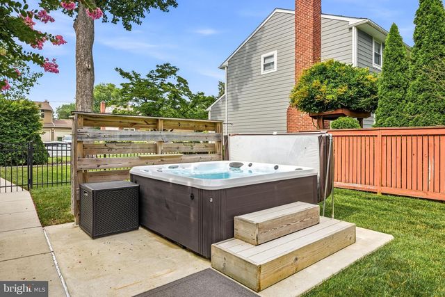 334 PROVINCETOWN RD, Cherry Hill, NJ 08034
