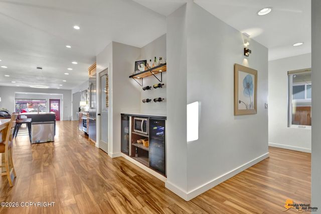 1004 W 11th Avenue, Anchorage, AK 99501