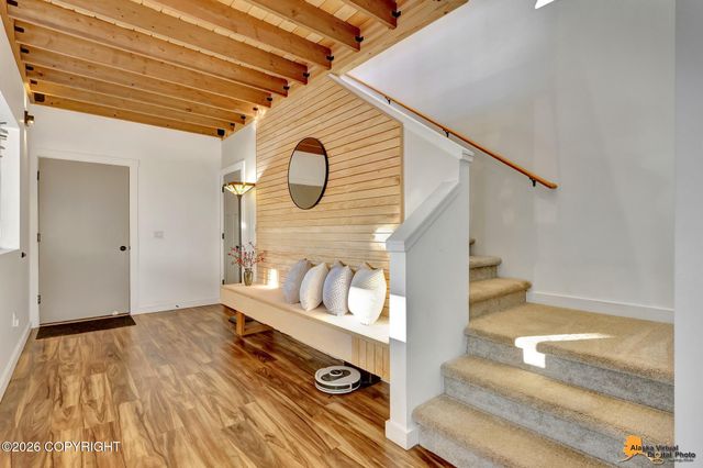 1004 W 11th Avenue, Anchorage, AK 99501