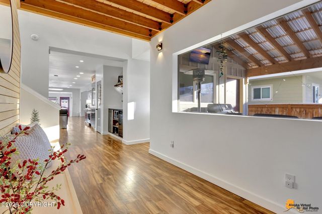 1004 W 11th Avenue, Anchorage, AK 99501