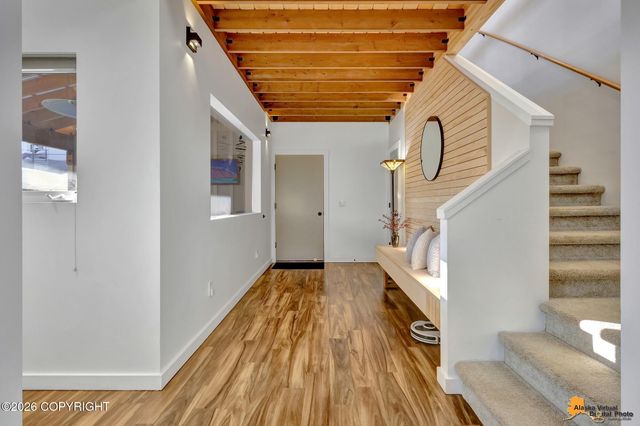 1004 W 11th Avenue, Anchorage, AK 99501