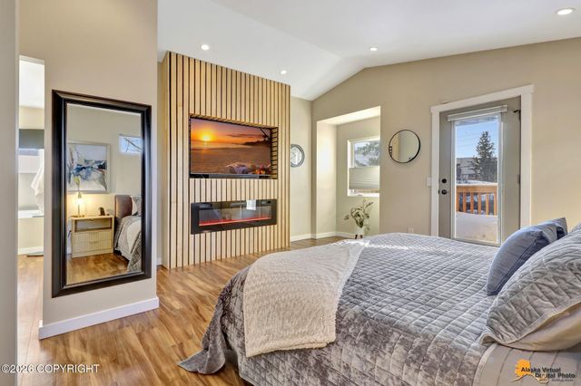 1004 W 11th Avenue, Anchorage, AK 99501