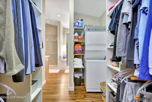 1004 W 11th Avenue, Anchorage, AK 99501