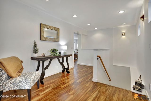 1004 W 11th Avenue, Anchorage, AK 99501