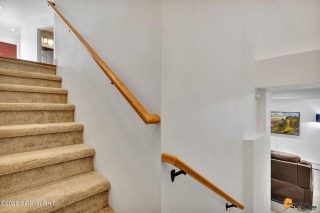 1004 W 11th Avenue, Anchorage, AK 99501