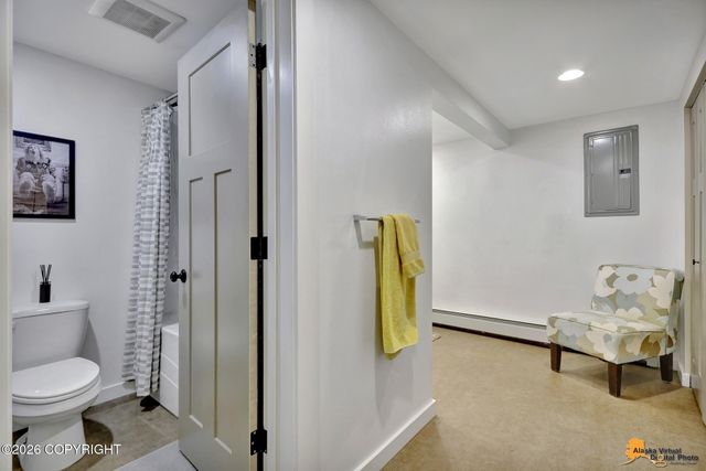 1004 W 11th Avenue, Anchorage, AK 99501