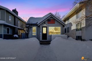 1004 W 11th Avenue, Anchorage, AK 99501