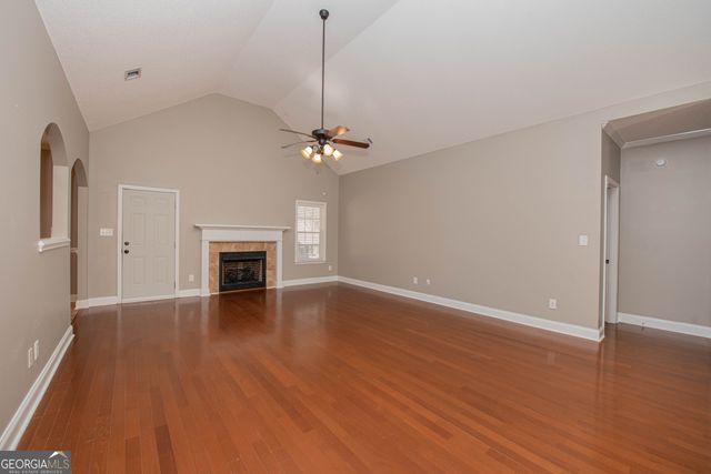310 Flowing Meadows Drive, Kathleen, GA 31047