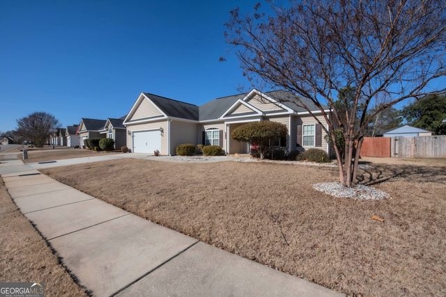 310 Flowing Meadows Drive, Kathleen, GA 31047
