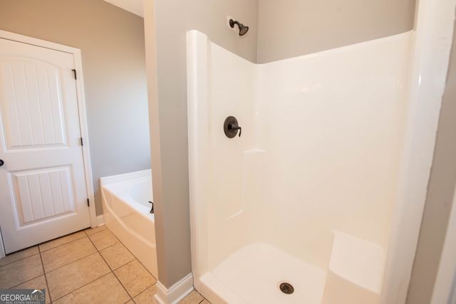 310 Flowing Meadows Drive, Kathleen, GA 31047