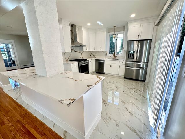 141 Elton Street, Providence, RI 02906