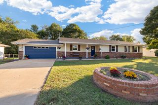 3326 East Independence Street, Springfield, MO 65804