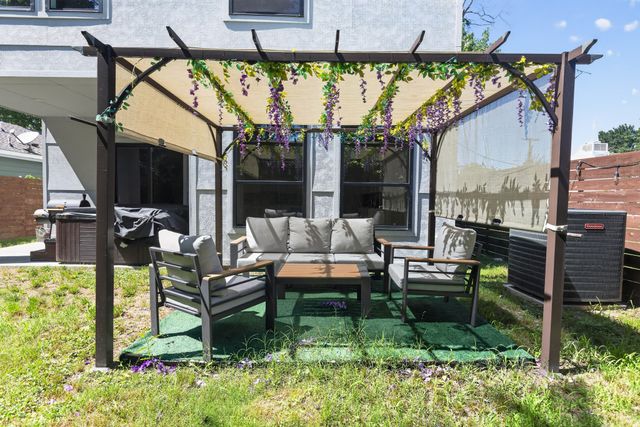 1704 McBroom Street, Dallas, TX 75212