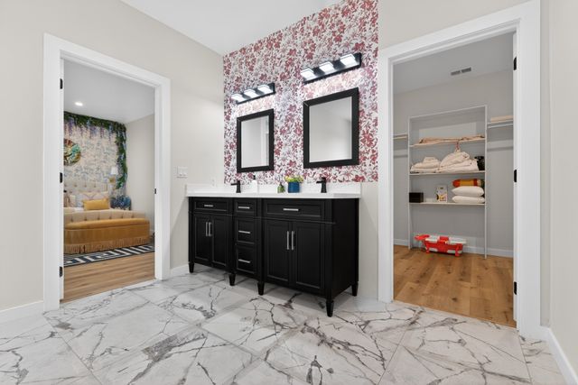 1704 McBroom Street, Dallas, TX 75212