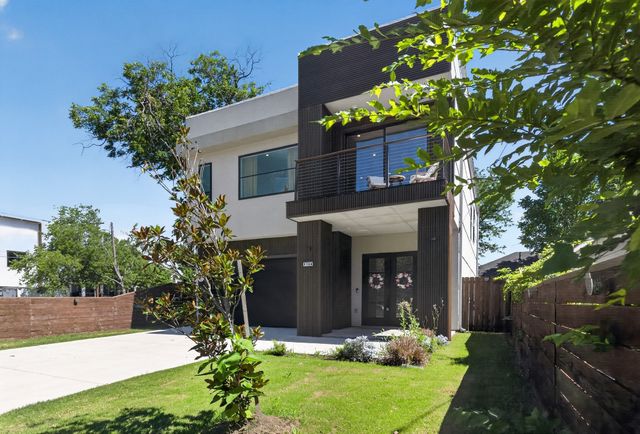 1704 McBroom Street, Dallas, TX 75212
