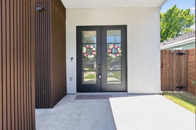 1704 McBroom Street, Dallas, TX 75212