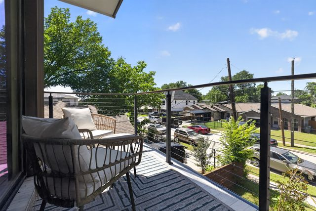 1704 McBroom Street, Dallas, TX 75212