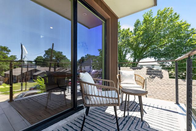 1704 McBroom Street, Dallas, TX 75212