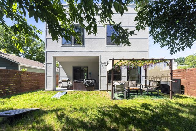 1704 McBroom Street, Dallas, TX 75212
