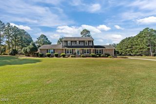 326 Country Way, Sanford, NC 27332