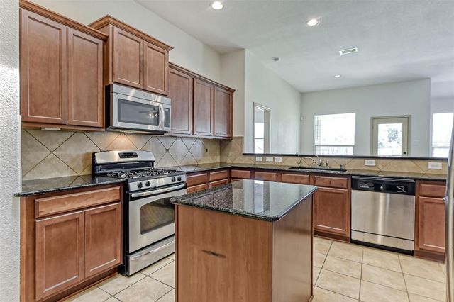 25522 Marmite Drive, Tomball, TX 77375