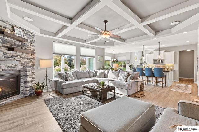 19965 Polk Street, Omaha, NE 68135