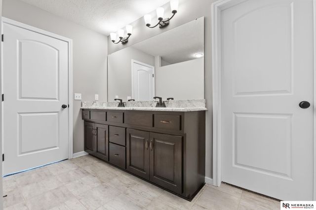 19965 Polk Street, Omaha, NE 68135