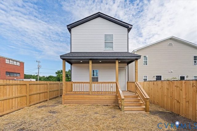 1344 Hinton St, Petersburg, VA 23803