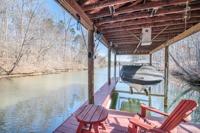 2085 Lakewood Forest RD, Moneta, VA 24121