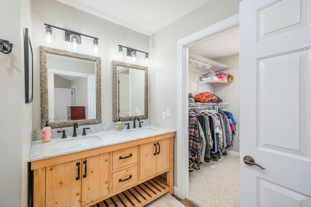 2085 Lakewood Forest RD, Moneta, VA 24121