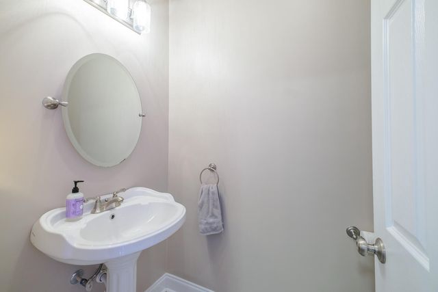 2085 Lakewood Forest RD, Moneta, VA 24121