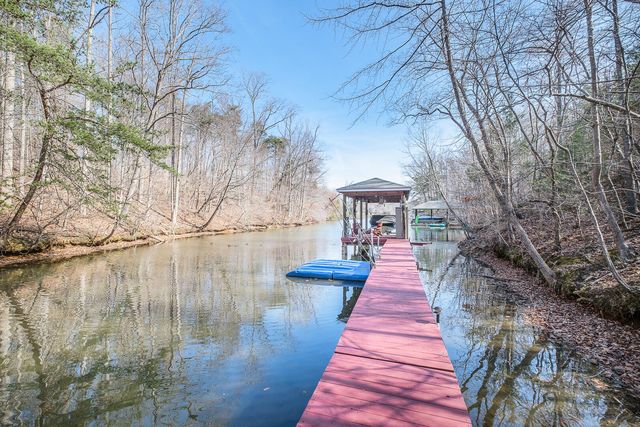 2085 Lakewood Forest RD, Moneta, VA 24121