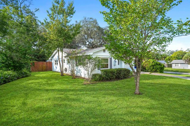 477 Sardina St, St Augustine, FL 32086