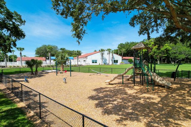 477 Sardina St, St Augustine, FL 32086