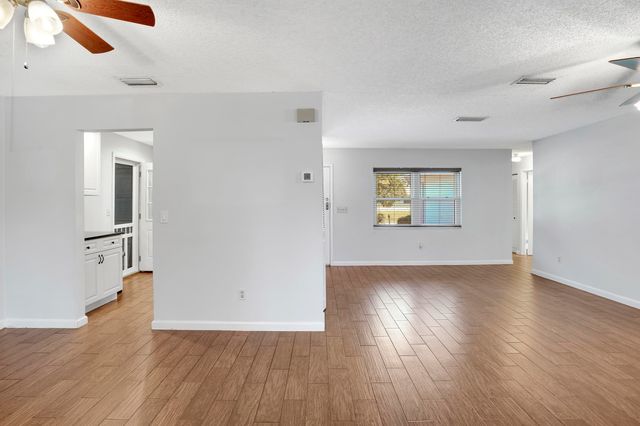 477 Sardina St, St Augustine, FL 32086