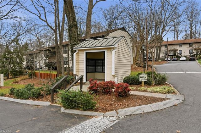 168 Turnwood Lane, Winston-salem, NC 27104